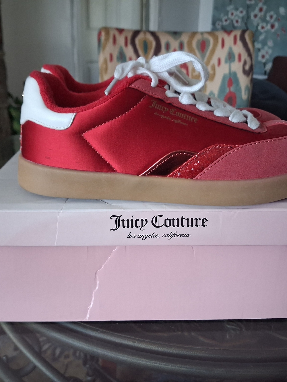 Juicy Couture Anvil Casual Sneakers Red Multi Glitter Women's Size 6.5